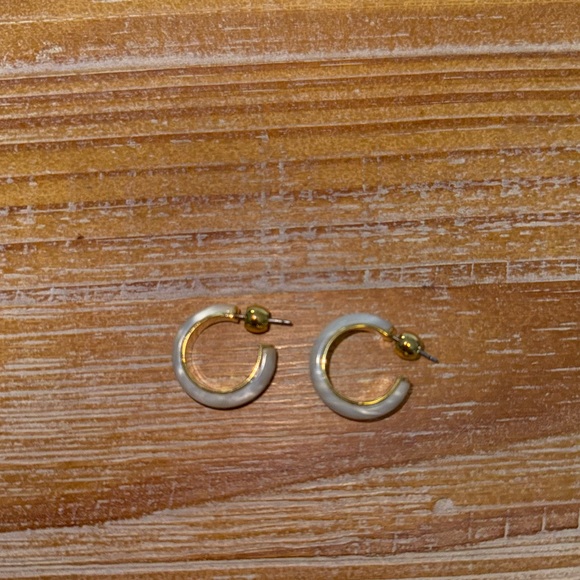 Gorjana Paseo Small Hoops - White Marble - NWT - Picture 3 of 5